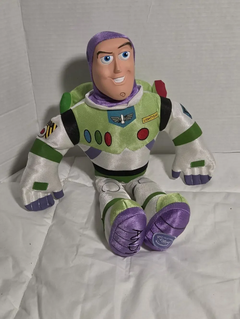 Disney Store Pixar Toy Story Buzz Lightyear Posable Arms Plush Stuffed Toy 18